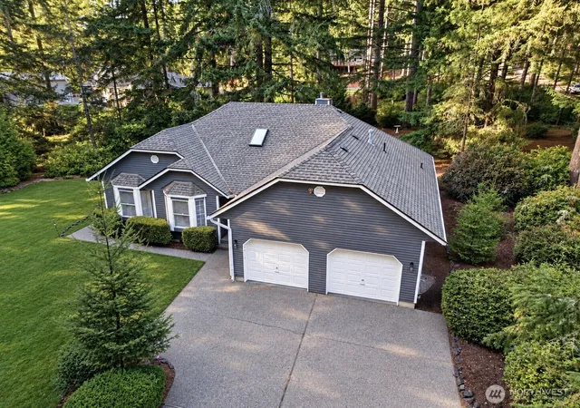 Photo 2 of Single family home for sale at 4012 83rd Avenue Ct Nw, Gig Harbor, WA 98335 | MLS# NWM2590266 | Listing updated on 2026-10-03