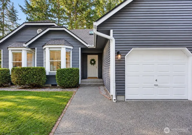 Photo 3 of Single family home for sale at 4012 83rd Avenue Ct Nw, Gig Harbor, WA 98335 | MLS# NWM2590266 | Listing updated on 2026-10-03