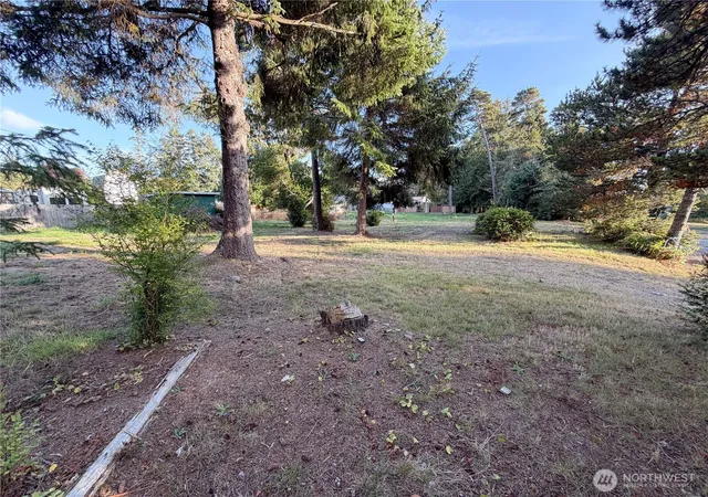 Photo 3 of Sale Pending at 27518 Q Ln, Ocean Park, WA 98640 | MLS# NWM2590274 | Listing updated on 2026-10-16