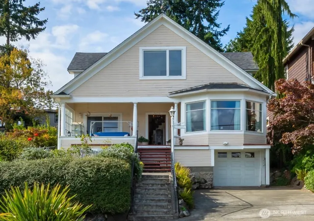 Single family home for sale at 3617 Corliss Ave N, Seattle, WA 98103 | MLS# NWM2590295