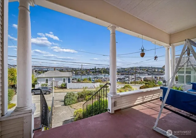 Photo 4 of Single family home for sale at 3617 Corliss Ave N, Seattle, WA 98103 | MLS# NWM2590295 | Listing updated on 2026-10-03