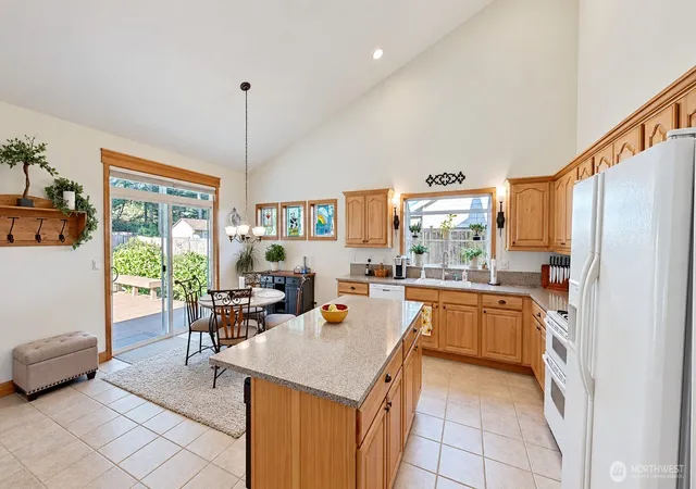 Photo 4 of Sale Pending at 4114 19th Avenue NW, Gig Harbor, WA 98335 | MLS# NWM2590303 | Listing updated on 2026-10-07