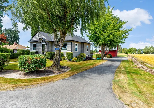 Photo 1 of Single family home for sale at 17645 Mclean Rd, Mount Vernon, WA 98273 | MLS# NWM2590308 | Listing updated on 2026-10-02