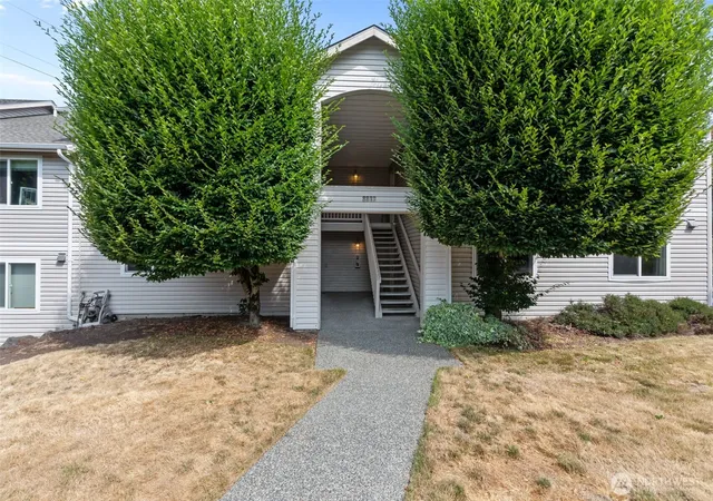 Photo 2 of Condo for sale at 8833 1st Street Ne #J204, Lake Stevens, WA 98258 | MLS# NWM2590319 | Listing updated on 2026-10-02