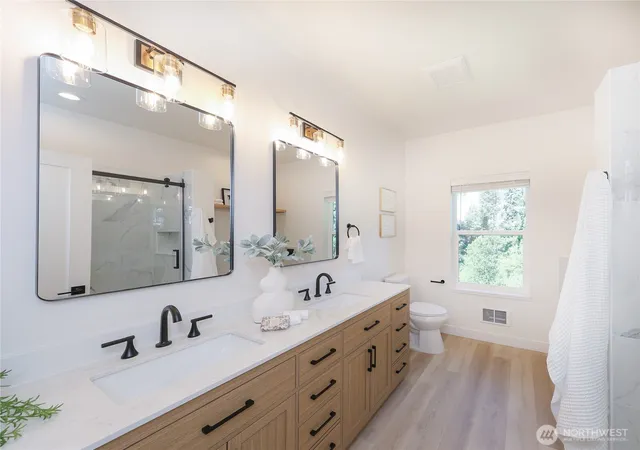 Photo 3 of Multi family home for sale at 3333 Nassau St, Everett, WA 98201 | MLS# NWM2590338 | Listing updated on 2026-10-02