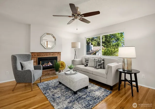 Photo 2 of Single family home for sale at 200 154th Place Se, Bellevue, WA 98007 | MLS# NWM2590339 | Listing updated on 2026-10-02
