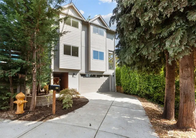 Photo 2 of Single family home for sale at 4812 S Frontenac St, Seattle, WA 98118 | MLS# NWM2590342 | Listing updated on 2026-10-02