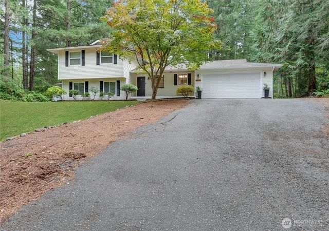 Photo 1 of Single family home for sale at 3510 Se St Pauls Ct, Port Orchard, WA 98367 | MLS# NWM2590346 | Listing updated on 2026-10-02