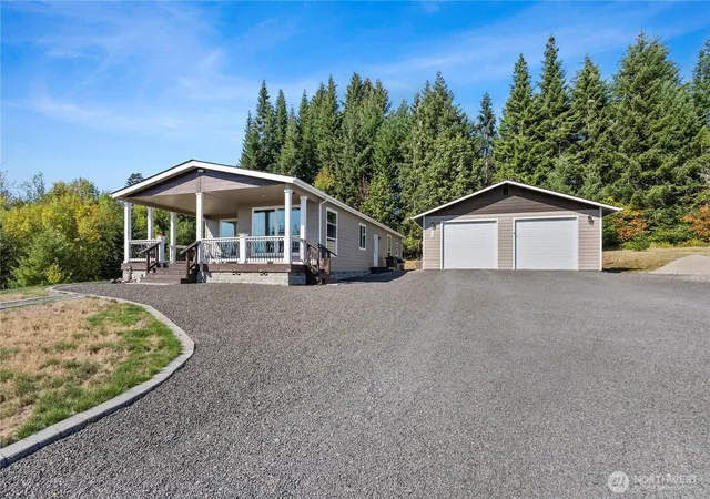 Manufactured home for sale at 138 Lahinch Ln, Chehalis, WA 98532 | MLS# NWM2590347