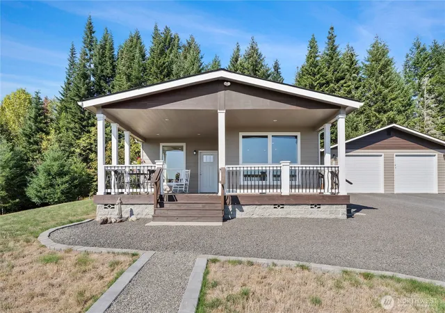 Photo 1 of Manufactured home for sale at 138 Lahinch Ln, Chehalis, WA 98532 | MLS# NWM2590347 | Listing updated on 2026-10-13