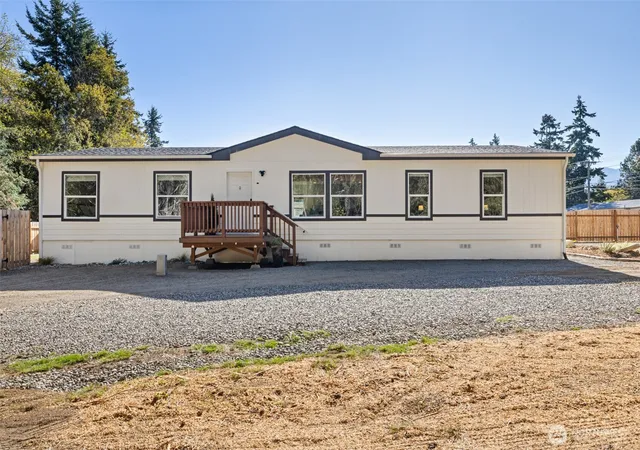 Photo 2 of Manufactured home for sale at 2619 W 18th Street, Port Angeles, WA 98363 | MLS# NWM2590369 | Listing updated on 2026-10-02