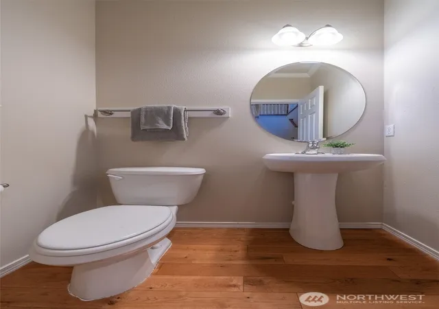 Photo 3 of Condo for sale at 9212 18th Avenue W, Everett, WA 98204 | MLS# NWM2590379 | Listing updated on 2026-10-02