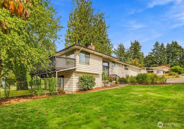 Photo 2 of Single family home for sale at 10814 SE 304th Street, Auburn, WA 98092 | MLS# NWM2590383 | Listing updated on 2026-10-02