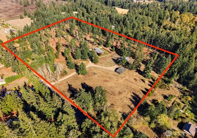 Photo 1 of Single family home for sale at 12510 Rainier Acres Rd SE, Rainier, WA 98576 | MLS# NWM2590392 | Listing updated on 2026-10-15