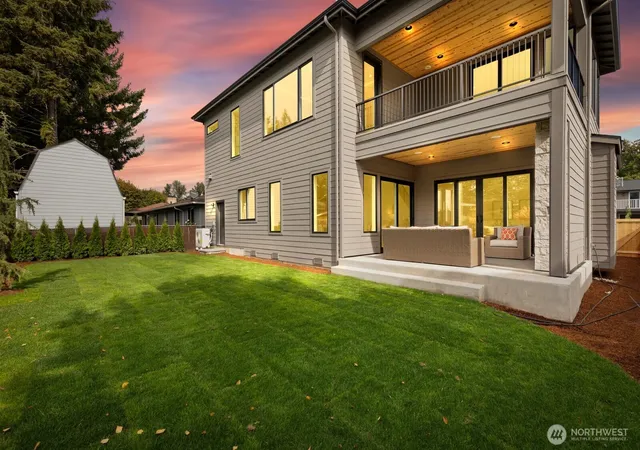 Photo 2 of Single family home for sale at 1607 Kennewick Ave Ne, Renton, WA 98056 | MLS# NWM2590403 | Listing updated on 2026-10-02
