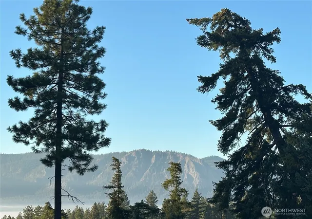 Photo 3 of Single family home for sale at 421 Meadow Ridge Dr, Cle Elum, WA 98922 | MLS# NWM2590407 | Listing updated on 2026-10-05