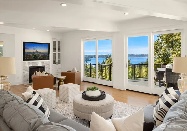 Photo 4 of Single family home for sale at 8430 SE 53rd Place, Mercer Island, WA 98040 | MLS# NWM2590422 | Listing updated on 2026-10-02