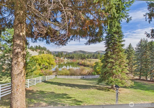 Photo 3 of Single family home for sale at 7 N Lake Ln, Republic, WA 99166 | MLS# NWM2590425 | Listing updated on 2026-10-09