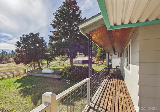Photo 4 of Single family home for sale at 7 N Lake Ln, Republic, WA 99166 | MLS# NWM2590425 | Listing updated on 2026-10-09