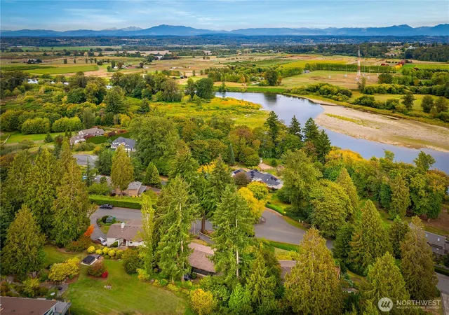 Photo 3 of Single family home for sale at 13512 106th Drive SE, Snohomish, WA 98296 | MLS# NWM2590429 | Listing updated on 2026-10-02