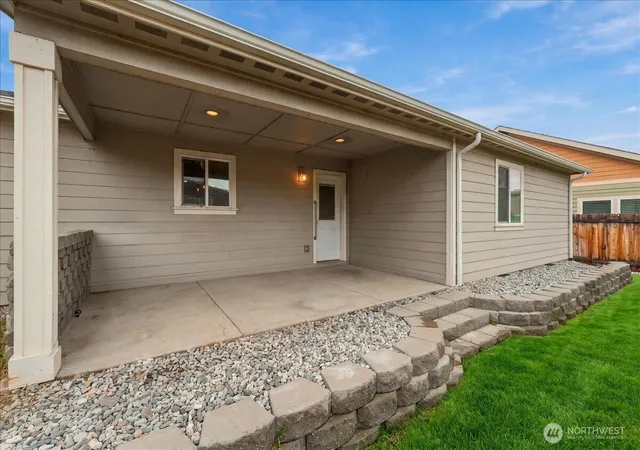 Photo 3 of Single family home for sale at 405 Ridgewood Dr, Manson, WA 98831 | MLS# NWM2590436 | Listing updated on 2026-10-06