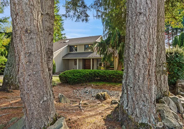 Single family home for sale at 405 140th Avenue NE, Bellevue, WA 98005 | MLS# NWM2590438
