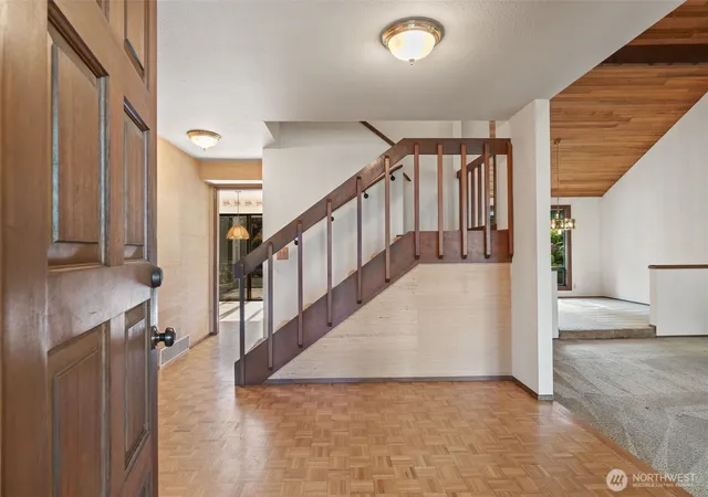 Photo 4 of Single family home for sale at 405 140th Avenue NE, Bellevue, WA 98005 | MLS# NWM2590438 | Listing updated on 2026-10-12