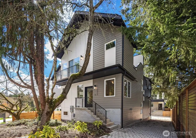 Photo 2 of Townhouse for sale at 10829 11th Avenue Ne, Seattle, WA 98125 | MLS# NWM2590439 | Listing updated on 2026-10-02