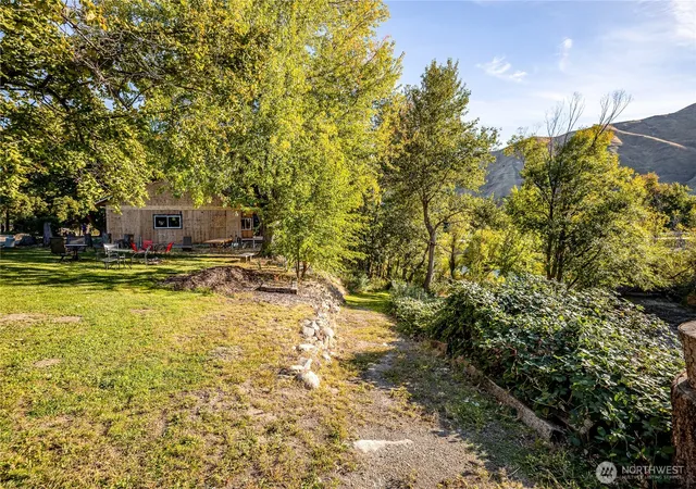 Photo 2 of Land for sale at 1482 Sleepy Holw Rd, Wenatchee, WA 98801 | MLS# NWM2590449 | Listing updated on 2026-10-02