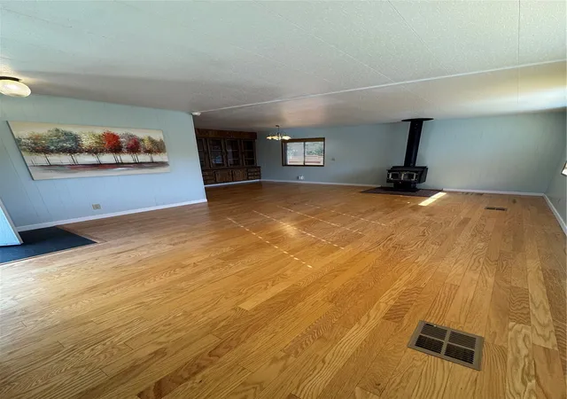 Photo 3 of Manufactured home for sale at 2200 196th Street Se #1, Bothell, WA 98012 | MLS# NWM2590491 | Listing updated on 2026-10-23