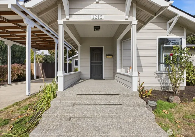 Photo 3 of Sale Pending at 1215 8th Avenue NW, Puyallup, WA 98371 | MLS# NWM2590493 | Listing updated on 2026-10-16