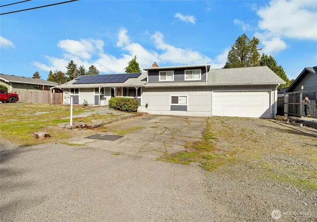 Single family home for sale at 14115 80th Street E, Puyallup, WA 98372 | MLS# NWM2590494