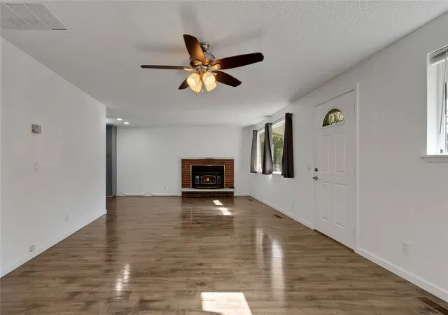 Photo 2 of Single family home for sale at 14115 80th Street E, Puyallup, WA 98372 | MLS# NWM2590494 | Listing updated on 2026-10-16