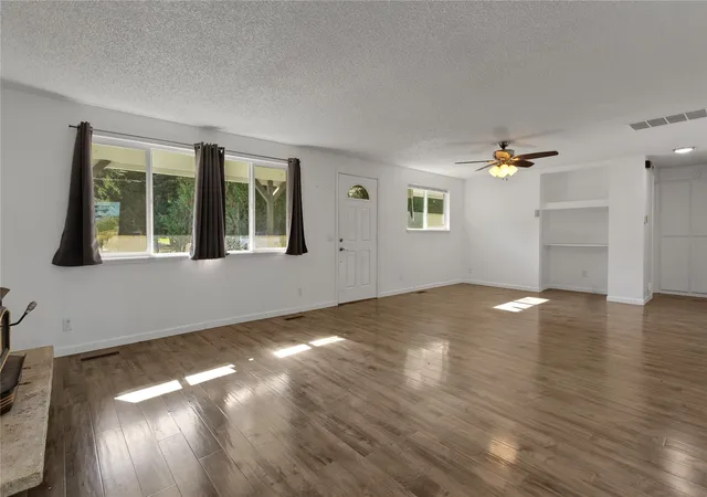 Photo 4 of Single family home for sale at 14115 80th Street E, Puyallup, WA 98372 | MLS# NWM2590494 | Listing updated on 2026-10-16
