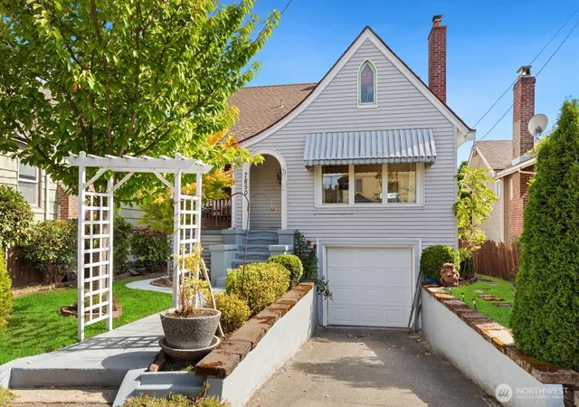 Photo 1 of Single family home for sale at 7850 Renton Ave S, Seattle, WA 98118 | MLS# NWM2590500 | Listing updated on 2026-10-02