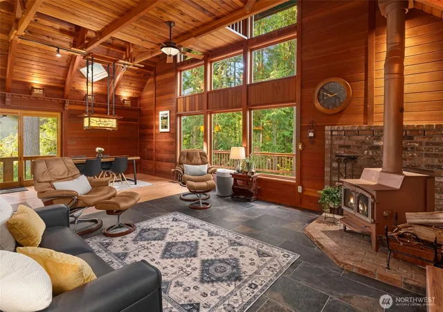 Photo 4 of Single family home for sale at 15236 263rd Avenue SE, Issaquah, WA 98027 | MLS# NWM2590503 | Listing updated on 2026-10-09