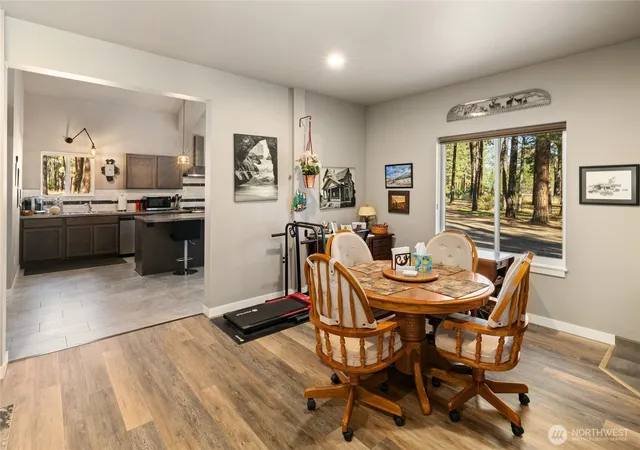 Photo 3 of Single family home for sale at 4652 Airport Rd, Cle Elum, WA 98922 | MLS# NWM2590533 | Listing updated on 2026-10-02