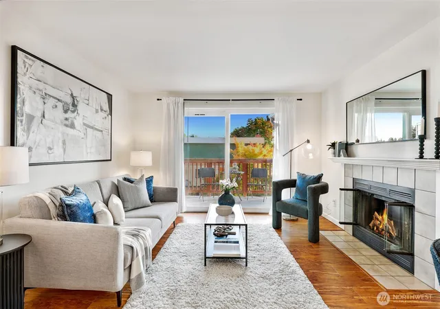 Photo 3 of Condo for sale at 7000 Cleopatra Pl Nw #301, Seattle, WA 98117 | MLS# NWM2590543 | Listing updated on 2026-10-03