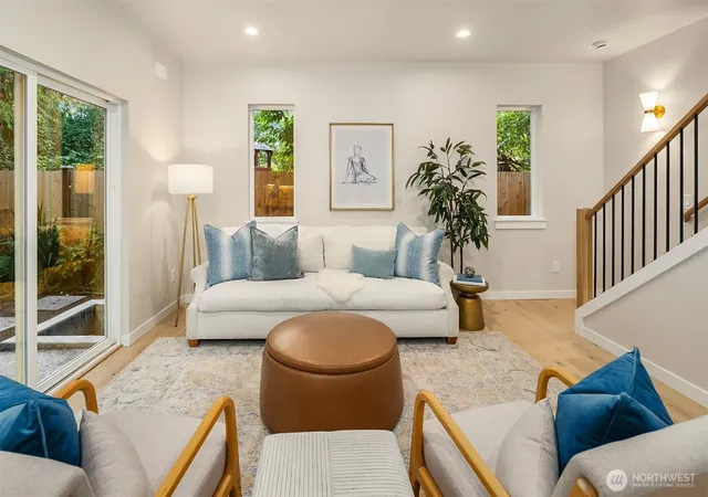 Photo 1 of Condo for sale at 10043 NE 38th Avenue, Seattle, WA 98125 | MLS# NWM2590549 | Listing updated on 2026-10-08