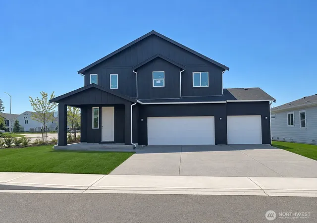 Photo 1 of Single family home for sale at 14027 180th Street E, Puyallup, WA 98374 | MLS# NWM2590563 | Listing updated on 2026-10-02