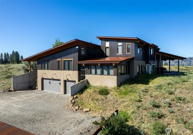 Photo 3 of Single family home for sale at 99 Hilltop Dr, Winthrop, WA 98862 | MLS# NWM2590577 | Listing updated on 2026-10-06