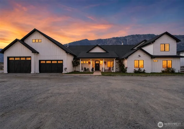Photo 3 of Mansion for sale at 4795 Chelan Blvd, Manson, WA 98831 | MLS# NWM2590583 | Listing updated on 2026-10-08