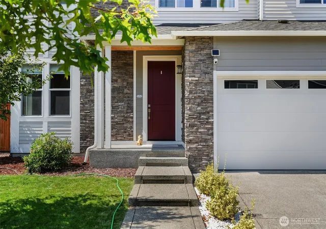 Photo 3 of Single family home for sale at 12980 186th Avenue E, Lake Tapps, WA 98391 | MLS# NWM2590586 | Listing updated on 2026-10-02