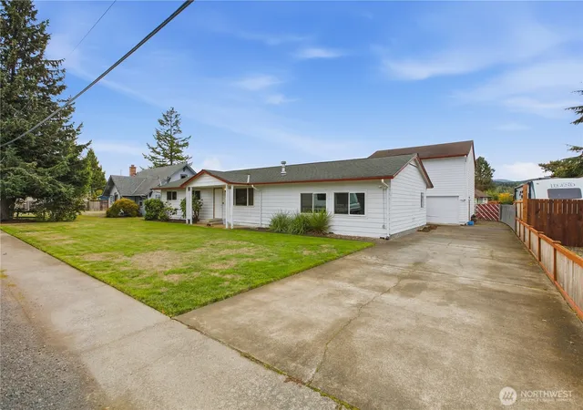 Photo 1 of Single family home for sale at 334 Pearl St, Buckley, WA 98321 | MLS# NWM2590609 | Listing updated on 2026-10-03