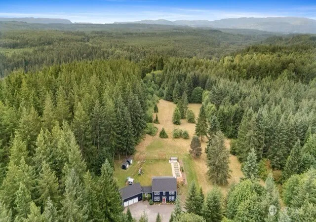 Photo 2 of Single family home for sale at 35509 Ne 91st Way, Carnation, WA 98014 | MLS# NWM2590612 | Listing updated on 2026-10-02