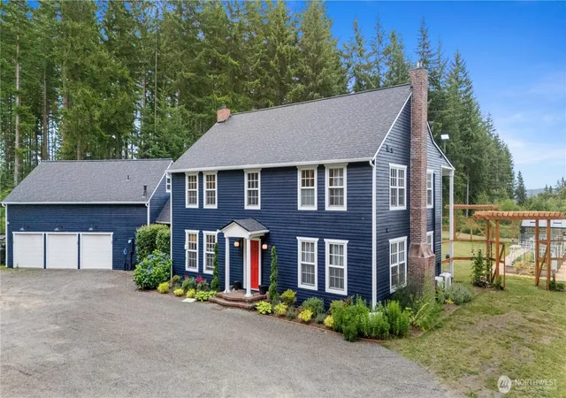 Photo 3 of Single family home for sale at 35509 Ne 91st Way, Carnation, WA 98014 | MLS# NWM2590612 | Listing updated on 2026-10-02