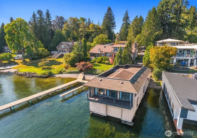 Photo 2 of Single family home for sale at 513 E Davies Loop Rd, Lake Stevens, WA 98258 | MLS# NWM2590622 | Listing updated on 2026-10-02