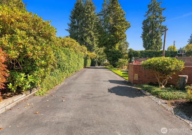Photo 3 of Single family home for sale at 513 E Davies Loop Rd, Lake Stevens, WA 98258 | MLS# NWM2590622 | Listing updated on 2026-10-02