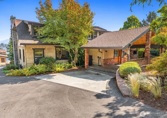 Photo 4 of Single family home for sale at 513 E Davies Loop Rd, Lake Stevens, WA 98258 | MLS# NWM2590622 | Listing updated on 2026-10-02