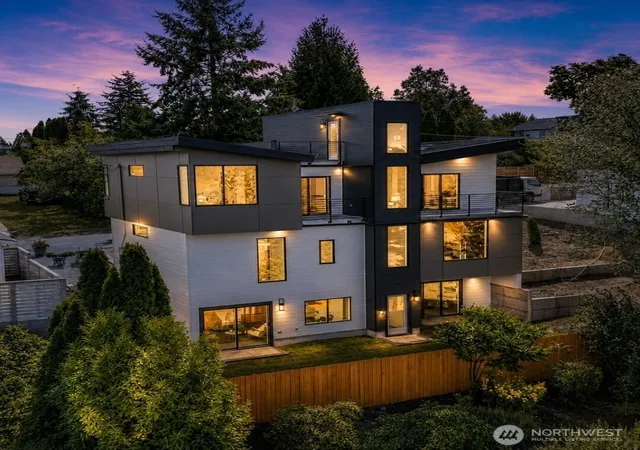 Photo 2 of Single family home for sale at 9215 22nd Avenue Sw, Seattle, WA 98106 | MLS# NWM2590631 | Listing updated on 2026-10-02